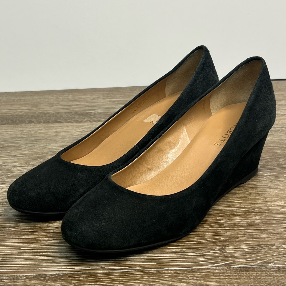 Talbots Black Suede Wedge Heels Genuine Leather Size 7B Classic Comfort Pumps